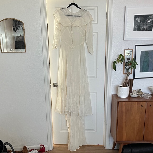 Vintage 1940s rayon wedding dress